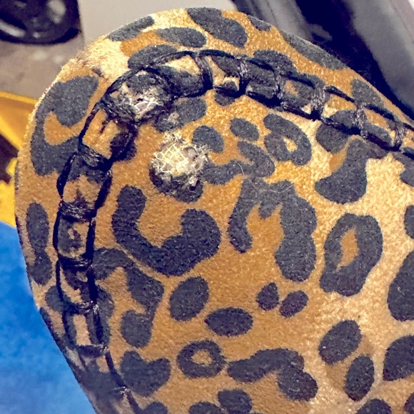 Women’s fringe boots, size 10. - Picture 5 of 6